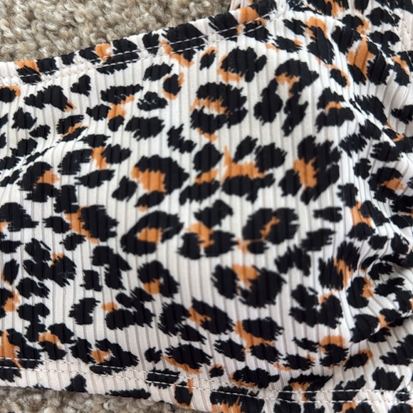 Leopard Print Bikini Set - Picture 3 of 4